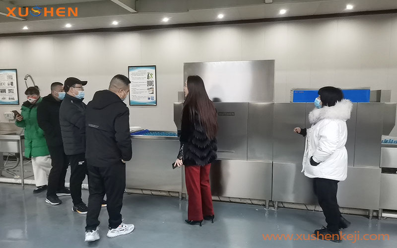 长龙式洗碗机， 大型洗碗机，洗碗机厂家